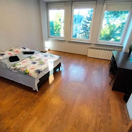 Fantastic Zg - S4 Pokoj 209 Zielona Góra Dış mekan fotoğraf